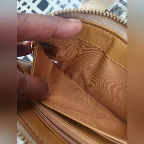 Coach Signature Daisy Wallet Bundle EUC - Picture 8 of 11